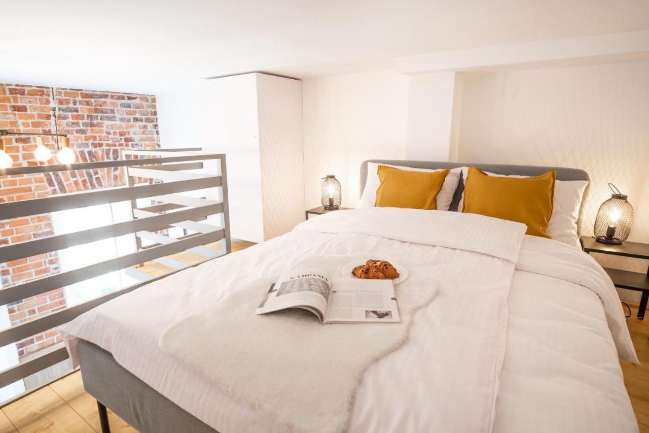 Tower Street Apartments Краків Екстер'єр фото
