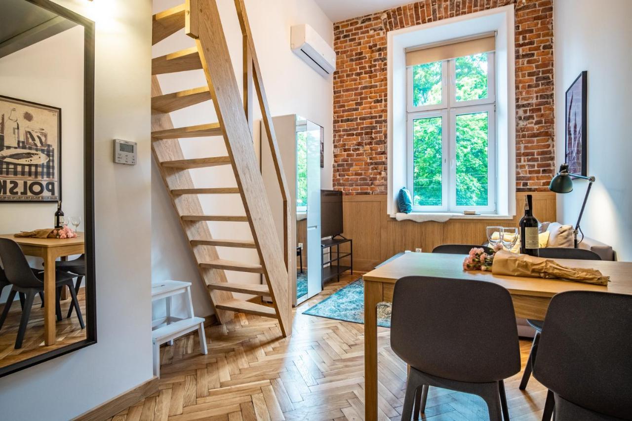 Tower Street Apartments Краків Екстер'єр фото